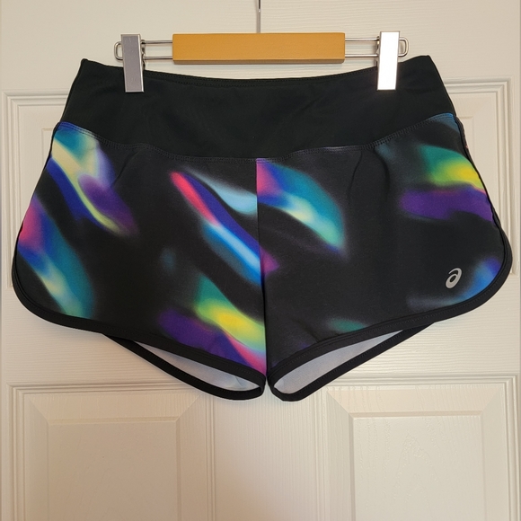 Asics Shorts sz Medium - Picture 1 of 8